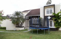 CHERRY GARDEN, Kingston 8, St. Andrew