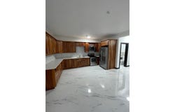 1 ARGYLE ROAD, KINGSTON. 5 unit: 21, Kingston 5, St. Andrew