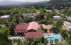 11 WIDCOMBE RD. KGN. 6, Kingston 6, St. Andrew