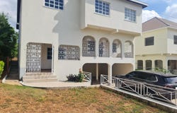94 VICTORIA ROSE BOULEVARD, St. Jago Heights, St. Catherine