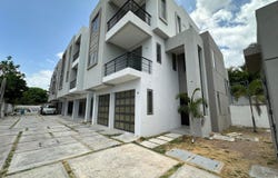 10 WIDCOMBE ROAD unit: 2, Kingston 6, St. Andrew