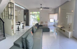 129 ONYX PARADISIAC, Laughlands, St. Ann