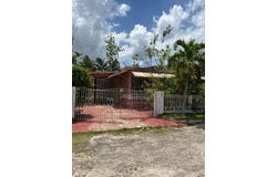 14 LONGWOOD CONTEMPORARY CLO, Santa Cruz, St. Elizabeth
