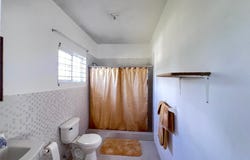 6 VALE ROYAL, Duncans, Trelawny