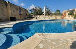 Triq Il-Birwina, Il-Mellieħa, Malta