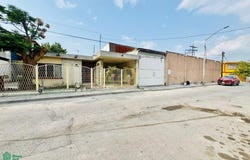 Iturbide Pte. 707, San Nicolás De Los Garza Centro, San Nicolás de los Garza, Nuevo León, San Nicolas de los Garza, Nuevo Leon 66400
