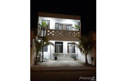 C. Saraguato 36, Joaquín Zetina Gasca, 77586 Puerto Morelos, Q.R., Mexico, Puerto Morelos, Quintana Roo 77586