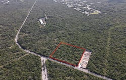 Carr. Mérida - Progreso - Sierra Papacal, Merida, Yucatan 97303