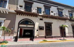 Mariano Escobedo 111, Mazatlán Centro, Mazatlán, Sinaloa, Mazatlan, Sinaloa 82000