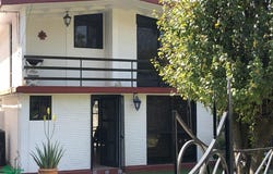 Calle Jacarandas 294, Fracc Jardines de Delicias, Cuernavaca, Morelos, Cuernavaca, Morelos 62343