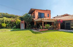 43 Calle Netzahualcoyotl, Tepoztlán, Morelos
