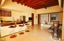 Casa Feliz en Playa 2 Playa Blanca 05, Playa Blanca, Ixtapa Zihuatanejo (José Azueta), Guerrero, 40882, Guerrero 40882
