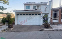Monte Urales 970, Fraccionamiento Montebello, Culiacán, Sinaloa, Culiacan, Sinaloa 80227