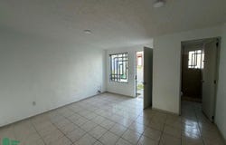 Privada Licenciado Fernando Martínez 70, Fraccionamiento Arío 1815, Morelia, Michoacán de Ocampo, Morelia, Michoacan 58337