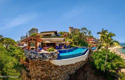 127 SAGITARIO, Puerto Vallarta, JALISCO