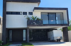 4953+46, Komchen, Yucatan 97302