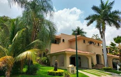 Paseo del Nevado 55, Parque Royal, Colima, Colima, Colima, Colima 28017