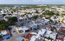 Cda. Paseo del Virrey 26, La Toscana, 77725 Playa del Carmen, Q.R., Mexico, Playa del Carmen, Quintana Roo 77725
