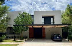 Sports World, Merida, Yucatan