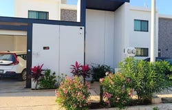 Conkal, Yucatan 97345