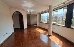 Jr. Alameda de los Virreyes 324, La Molina, Lima, Lima, Lima, Lima