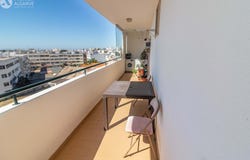 Quelfes, Algarve 8700