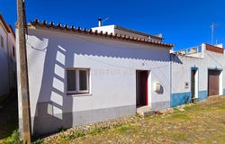 Alcáçovas, Évora District