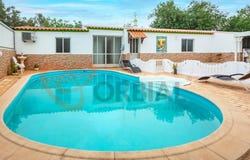 Paderne, Algarve 8200