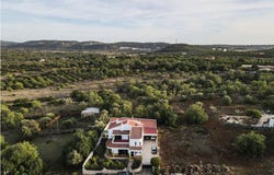Paderne, Algarve 8200