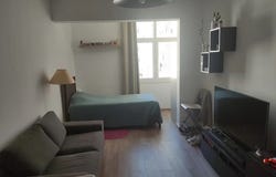 Avenida dos Cravos Vermelhos, Amadora, Lisbon 2720