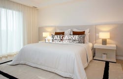 Montenegro, Algarve 8005
