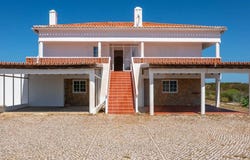 Faro, Algarve 8670-156