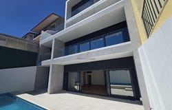 Loures, Lisbon 2670