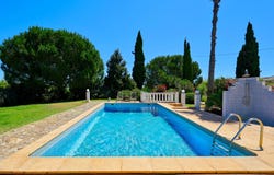 Silves, Algarve 8300