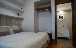Rua Teixeira Lopes, Vila Nova de Gaia, Porto District 4400-320