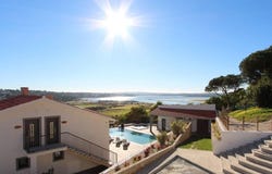 Foz Do Arelho, Leiria 2500