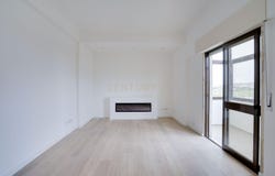 Camarate, Lisbon