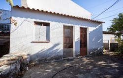 Santarém, Évora District 7490