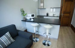 Rua Teixeira Lopes, Vila Nova de Gaia, Porto District 4400-320