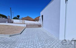 Nossa Senhora do Pópulo, Leiria District 2500
