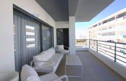 Quelfes, Algarve 8700