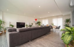 Venteira, Lisbon 2700