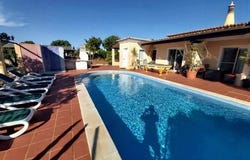 Lagoa, Faro 8400