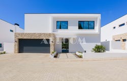 Vilamoura, Algarve 8125-410