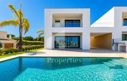 Quarteira, Algarve 8125-507