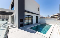 Portimão, Algarve 8500
