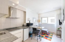 Rua Elias Garcia, Vila Nova de Gaia, Porto District 4430-091