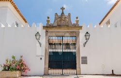 Cadaval e Pêro Moniz, Lisbon