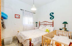 Camarate, Lisbon
