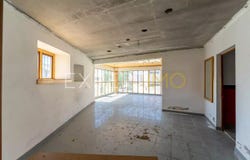 1 EM533, Santarém, Santarém District 2300